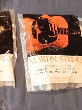 Bronze Acoustic Guitar Strings - Medium Gauge (Black/Orange Pack)